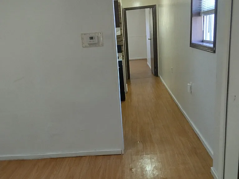 308 N 6th St #C — Photo 10