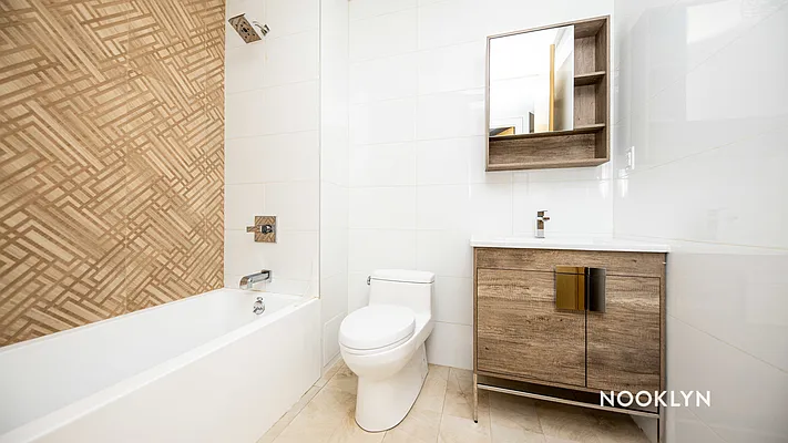 Rented by Nooklyn NYC LLC | media 7