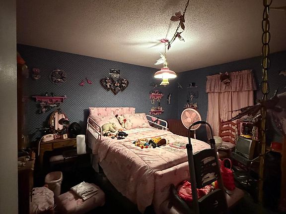 4th image of 238 Forest Hills Dr #238