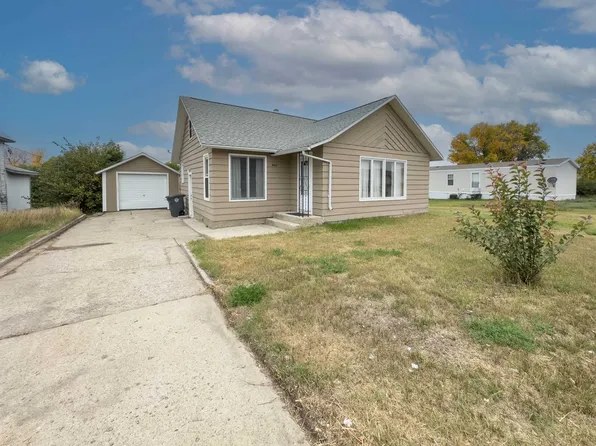 407 Ledene St, Powers Lake, ND 58773