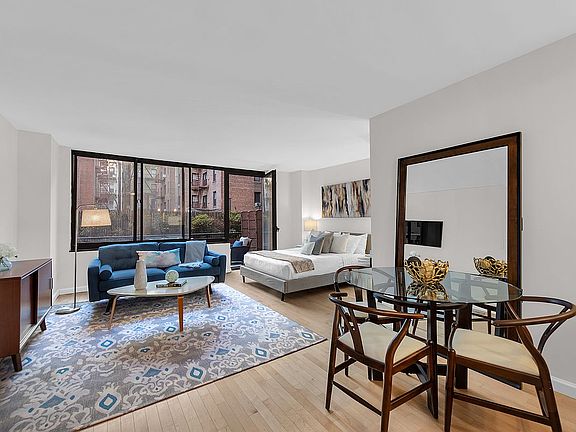 2nd image of 215 W 95th St APT 2N