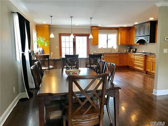 4th image of 30 Fishermans Dr