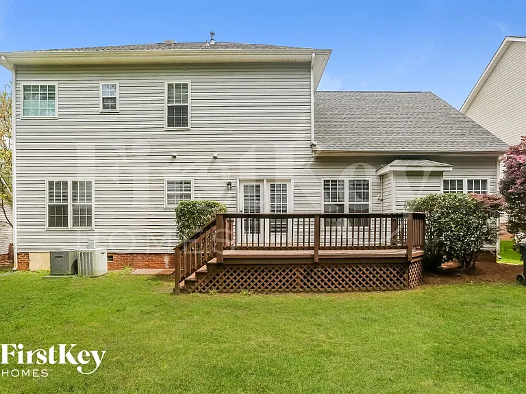 8601 Glade Ct — Photo 14