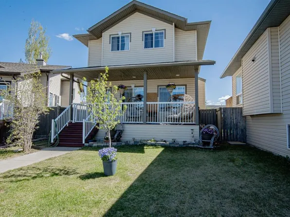 9325 W 91st St, Grande Prairie, AB T8X 0C7