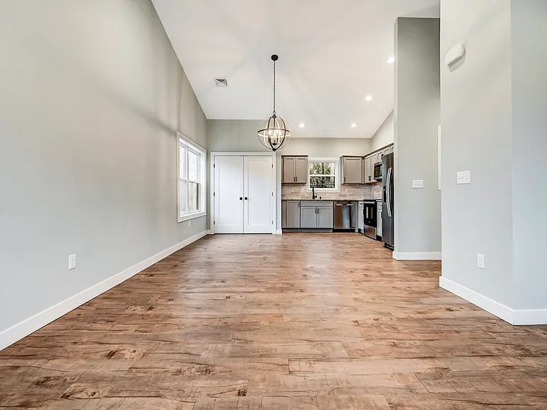 629 Prescott Ave #2 — Photo 10