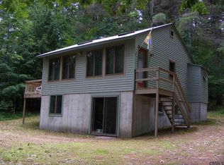 9 Carey Rd, Hadley, NY 12835