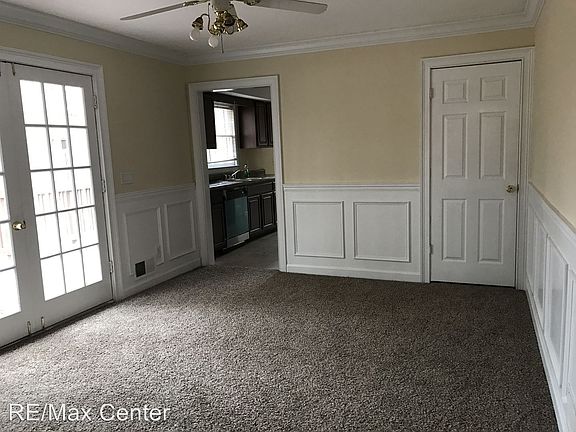 3rd image of 70 Westhaven Dr