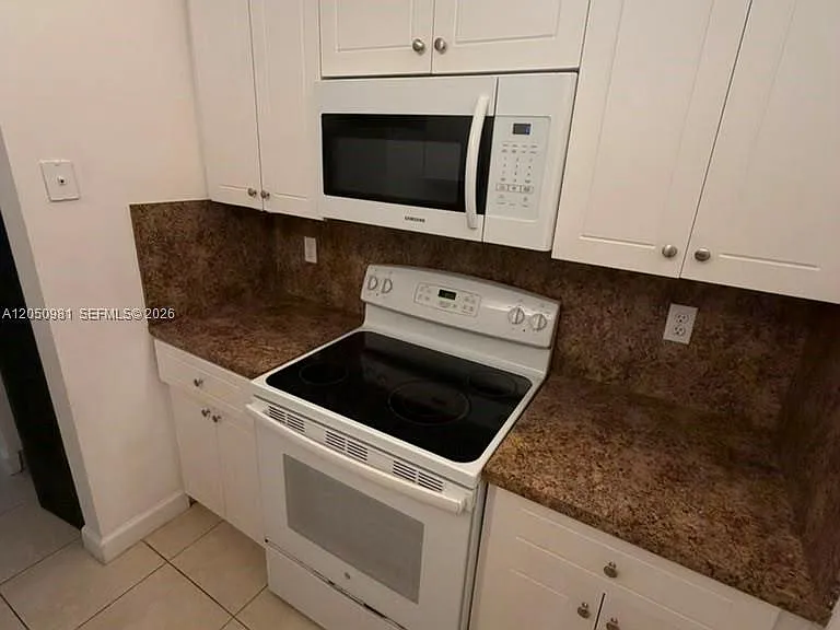 8200 SW 210th St #303 — Photo 10