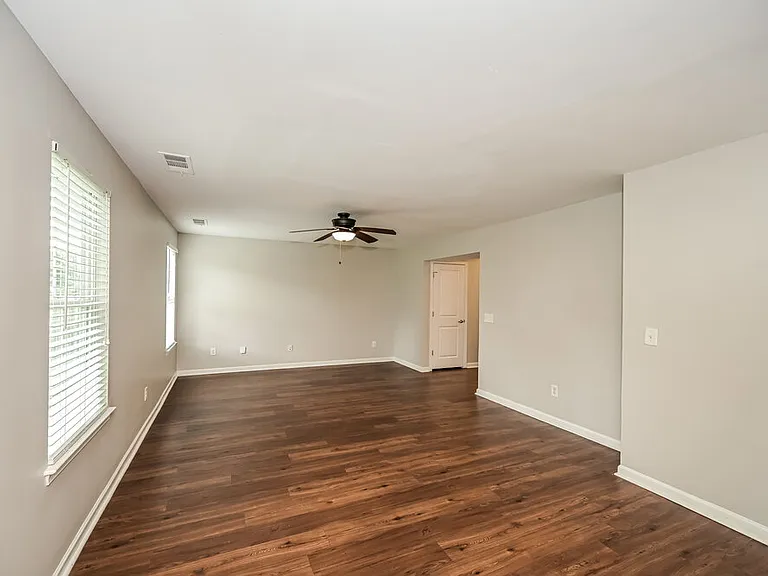 2928 Weston Blvd — Photo 6