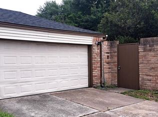 8322 Terrace Wind Dr, Houston, TX 77040