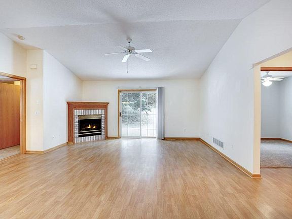 4th image of 8537 Stratford Ln N
