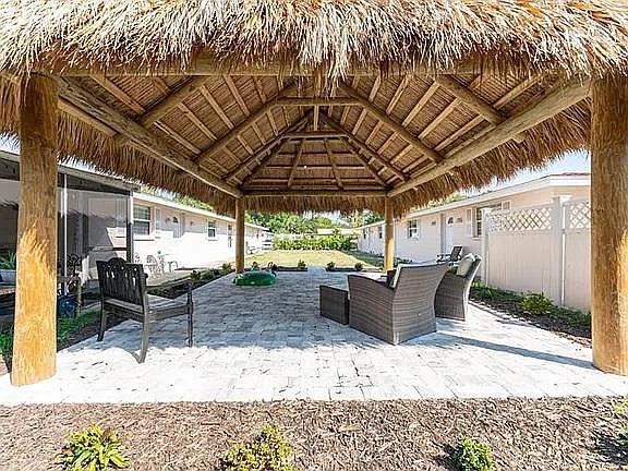 2nd image of 2038 Sandrala Dr