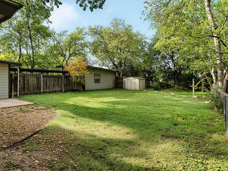 206 E Skyview Rd — Photo 30