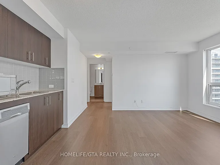 255 Village Green Sq #2403 — Photo 18