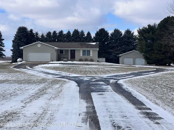 5600 S Dewitt Rd, Saint Johns, MI 48879