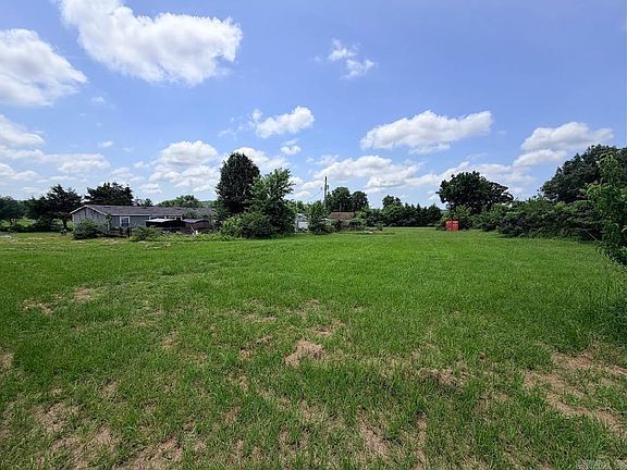 4th image of 2604 Philadelphia Rd