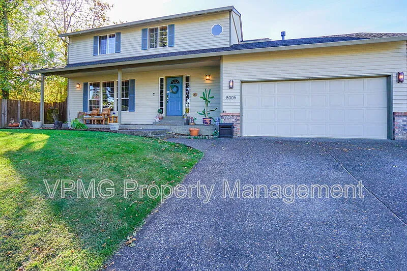 4 bed, 2.5 bath, 1872 sqft, $3,095 — Photo 2