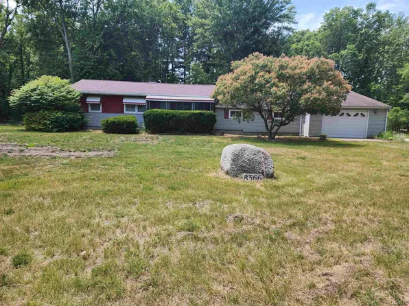 8366 Summerfield Rd, Petersburg, MI 49270