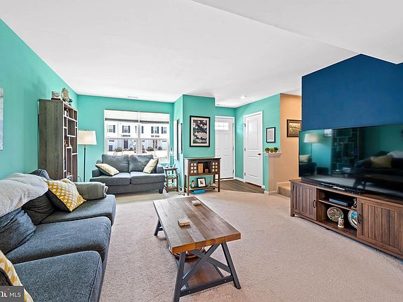 5th image of 141 Wye Oak Dr