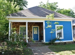 709 N 6th Ave, Durant, OK 74701