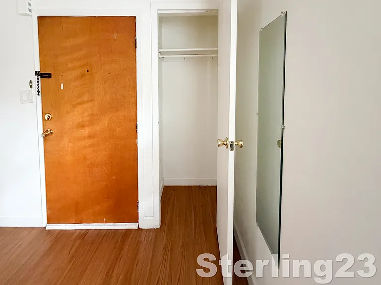 2309 29th St #1B — Photo 10