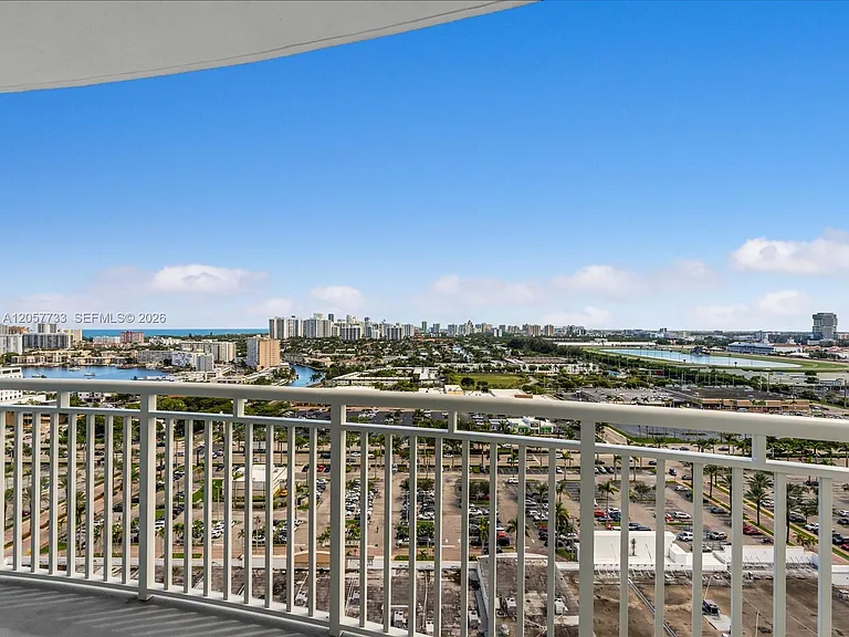 1745 E Hallandale Beach Blvd #2007W — Photo 11