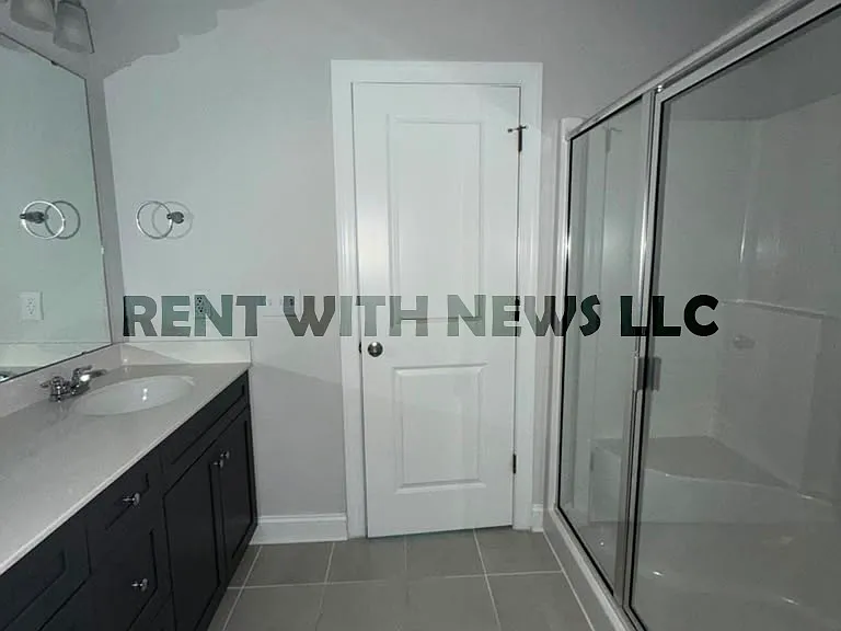 529 Eversden Dr — Photo 18