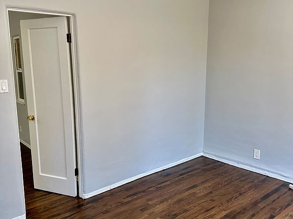 2nd image of 4206 Lowell Ave