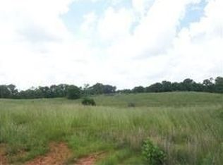 905 Kyle Dr, Clarksville, TN 37043