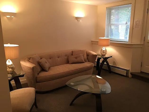 123 Highland Pl — Photo 3