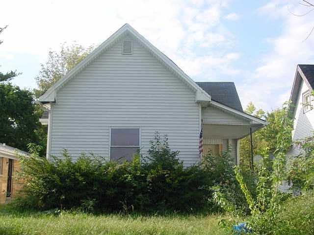 1st image of 3105 E Nowland Ave