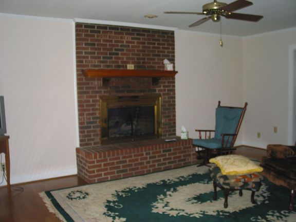 5th image of 4304 Pinewood Ct