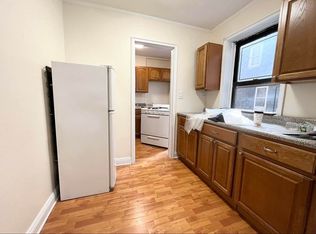 850 E 17th St #D1, Brooklyn, NY 11230