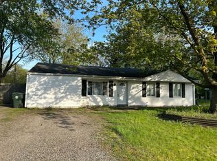 3773 Chesterfield Rd, Orion, MI 48359