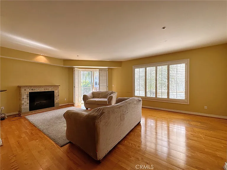 320 S Willaman Dr #402 — Photo 10