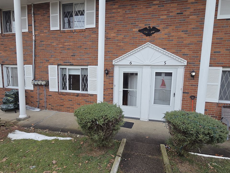 1st image of 265 Crest Ave #6