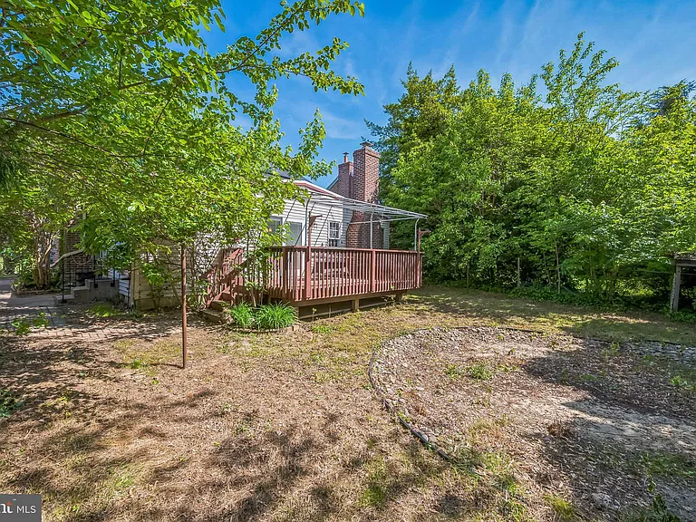 400 Walnut Ave — Photo 29