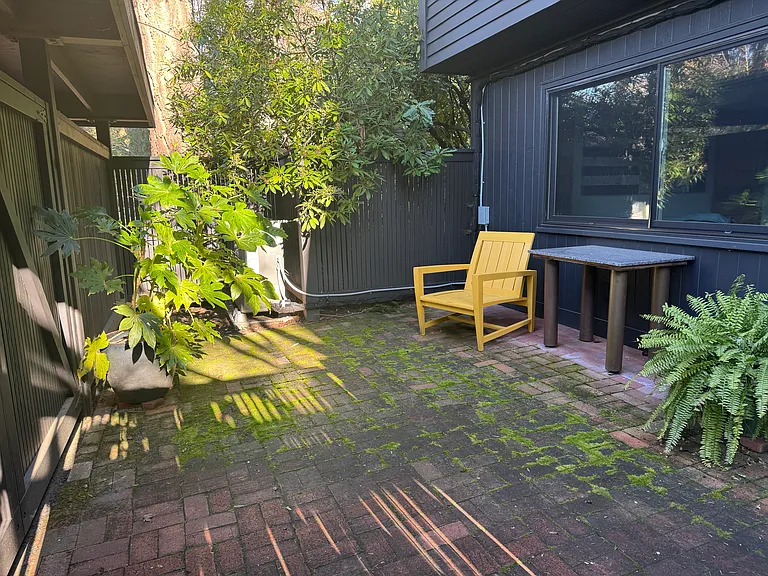 16 Wembley Ln — Photo 15