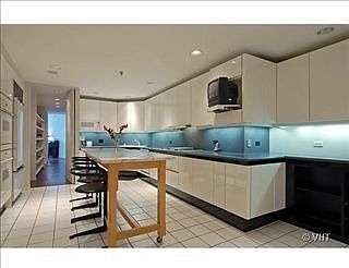 4th image of 680 N Lake Shore Dr APT 1004