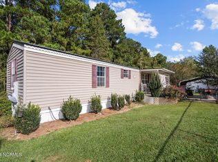 200 Hudson Dr, Whiteville, NC 28472