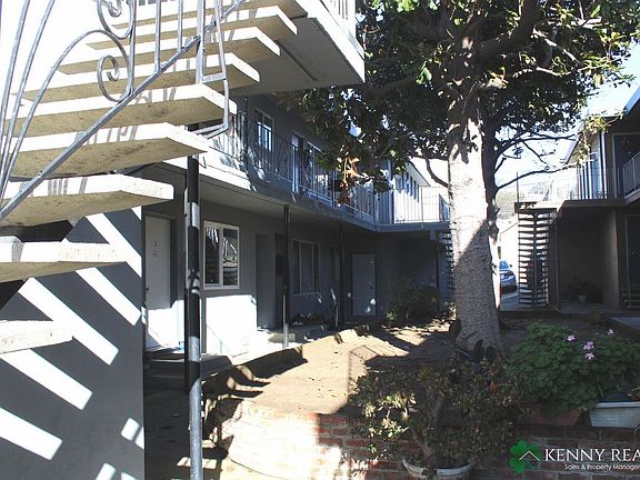 2nd image of 568 Baden Ave #2
