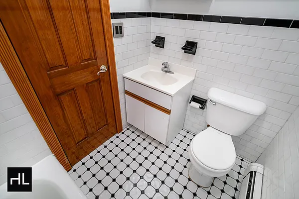 Rented by Highline Residential | media 14