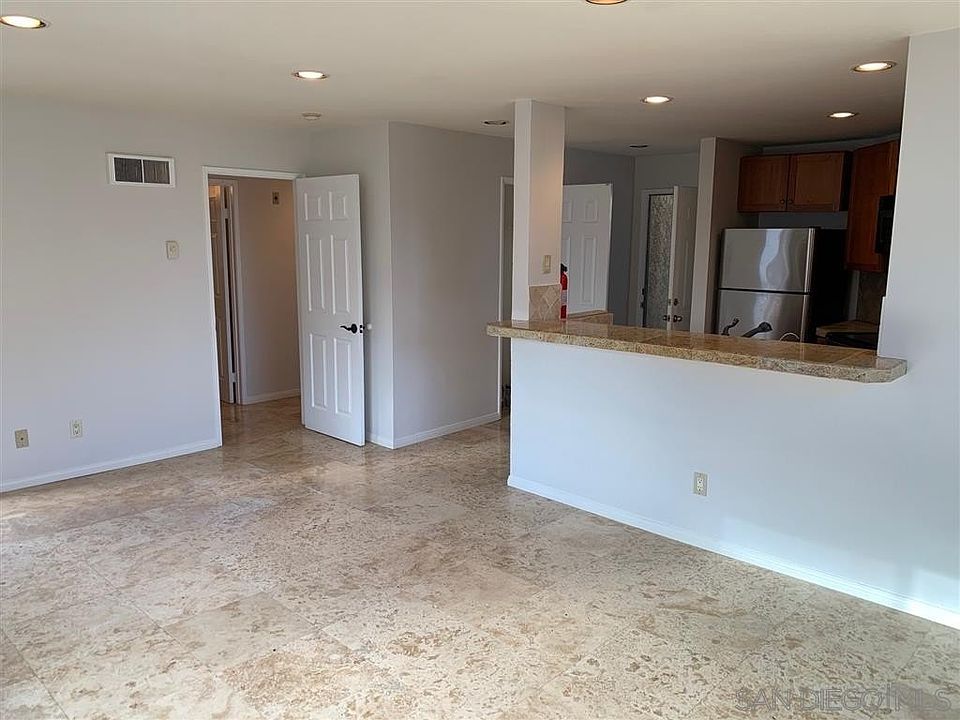 1st image of 7405 Charmant Dr #2010