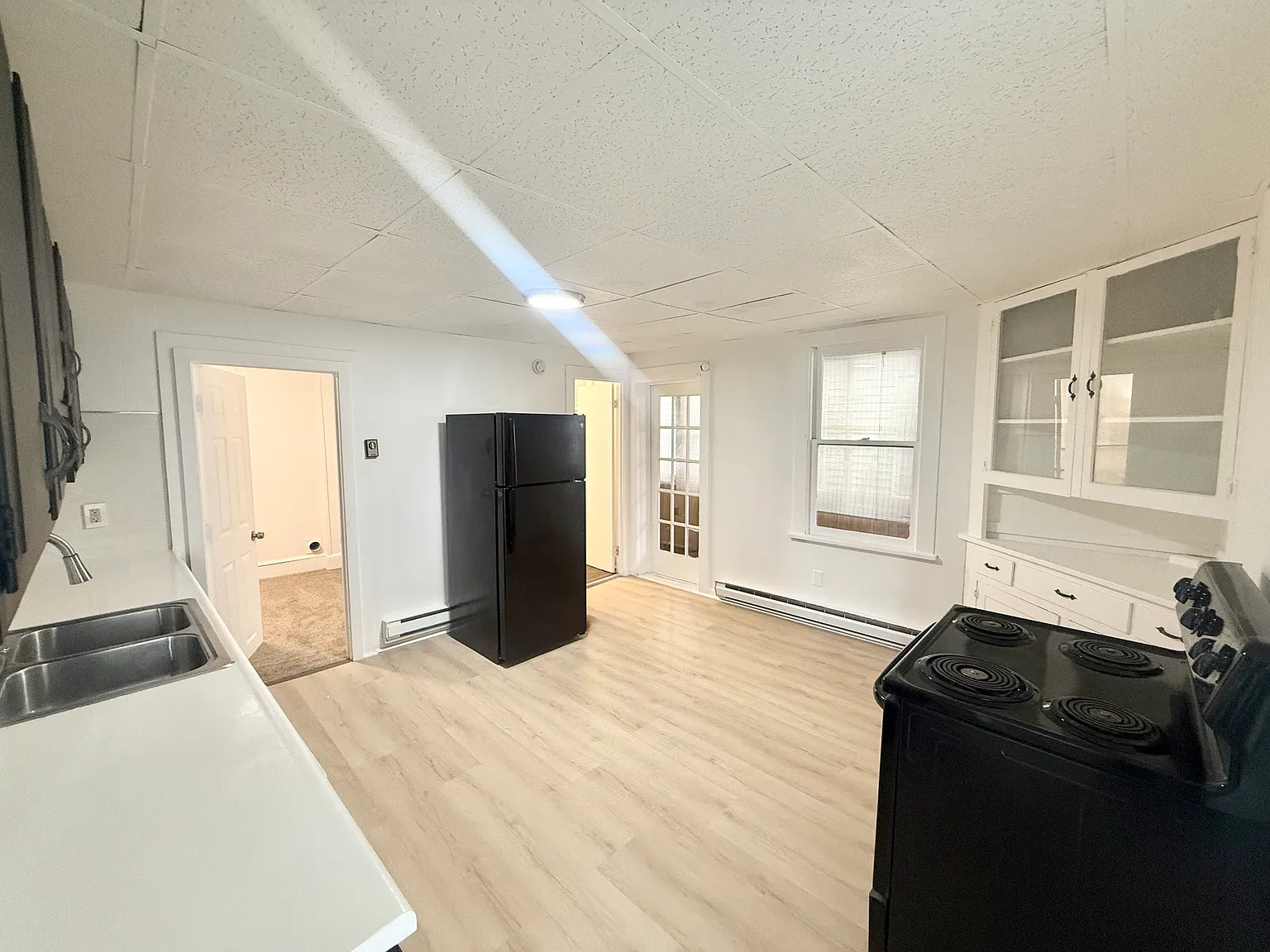 3 bed, $1,450 — Photo 3