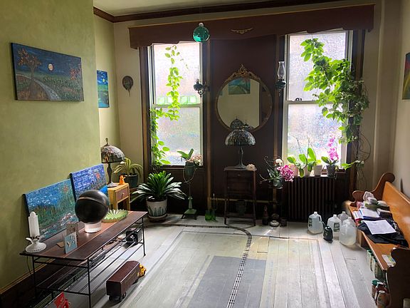 4th image of 275A Nassau Ave #1