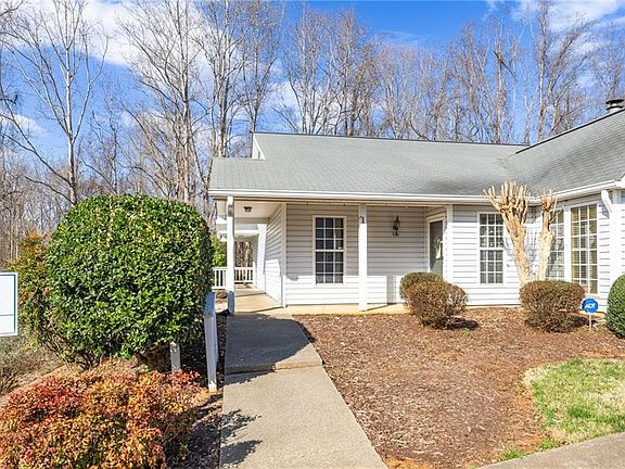 2nd image of 630 Balfour Rd