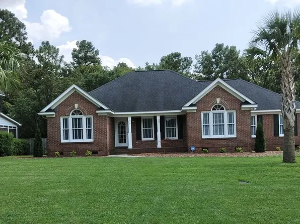 107 Horse Guards Ln, Columbia, SC 29229