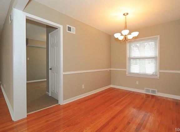 5th image of 1246 Kroeger Dr