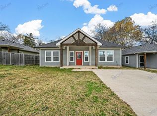1013 E Epstein St, Sherman, TX 75090