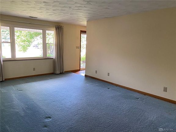 4th image of 932 Wenbrook Dr